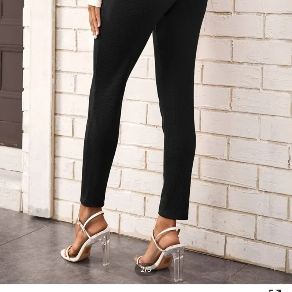 Belted skinny pants - Picture 4 of 5